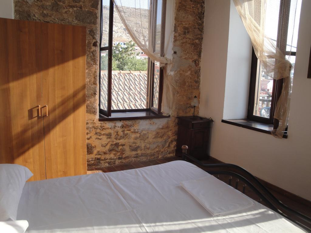 Villa Chrysodimi Chalki Town Room photo