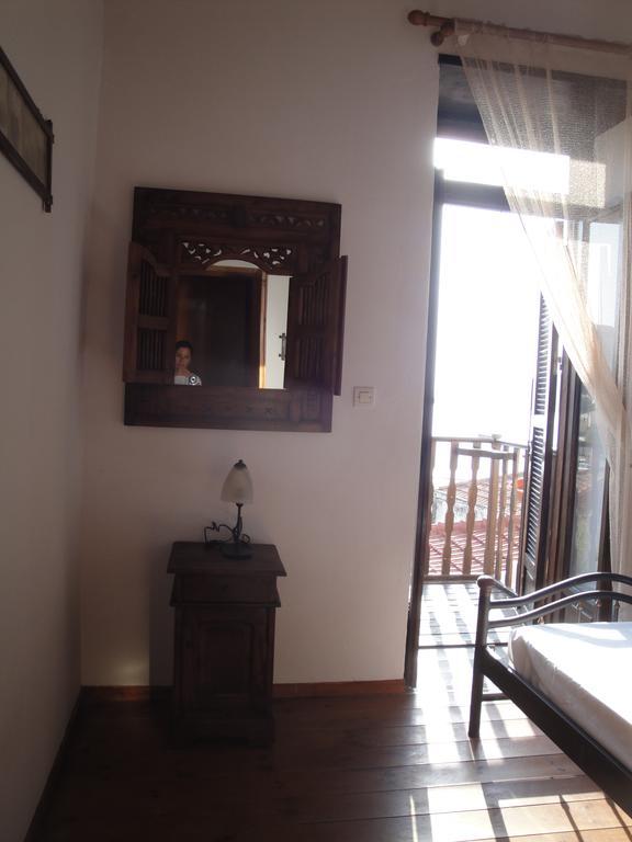 Villa Chrysodimi Chalki Town Room photo