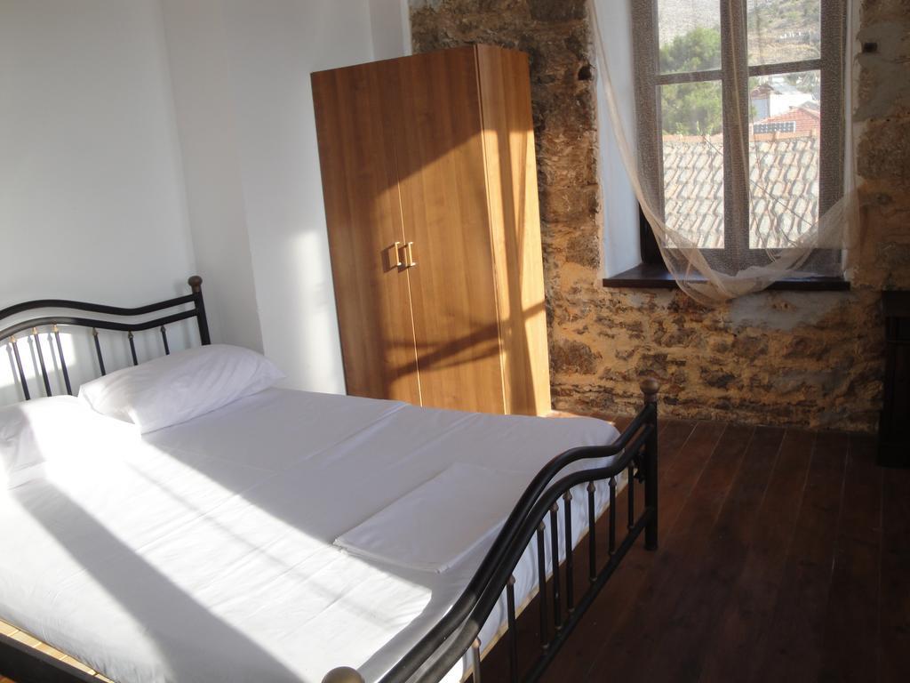 Villa Chrysodimi Chalki Town Room photo
