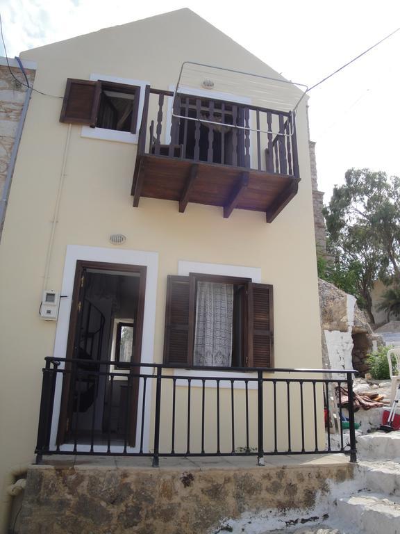 Villa Chrysodimi Chalki Town Room photo